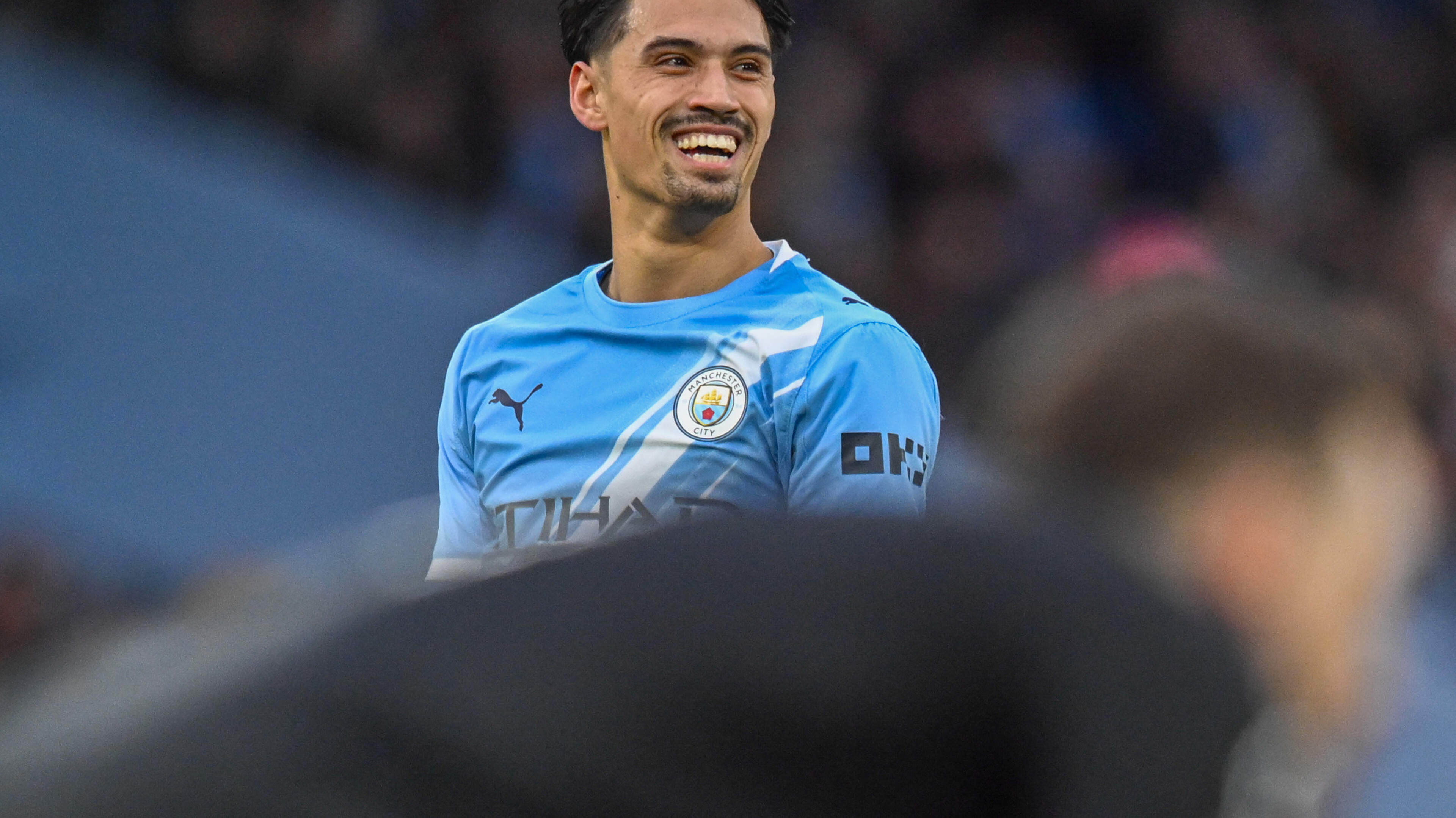LIVE Transfers | Manchester City bevestigt vertrek Tijjani Reijnders , ’Fiorentina wil Poku overnemen van Leverkusen’